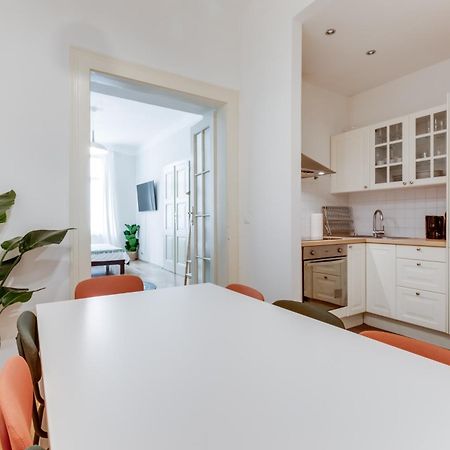 Modern Quiet Apt Next To Wenceslas Square - Vs Prag Exterior foto