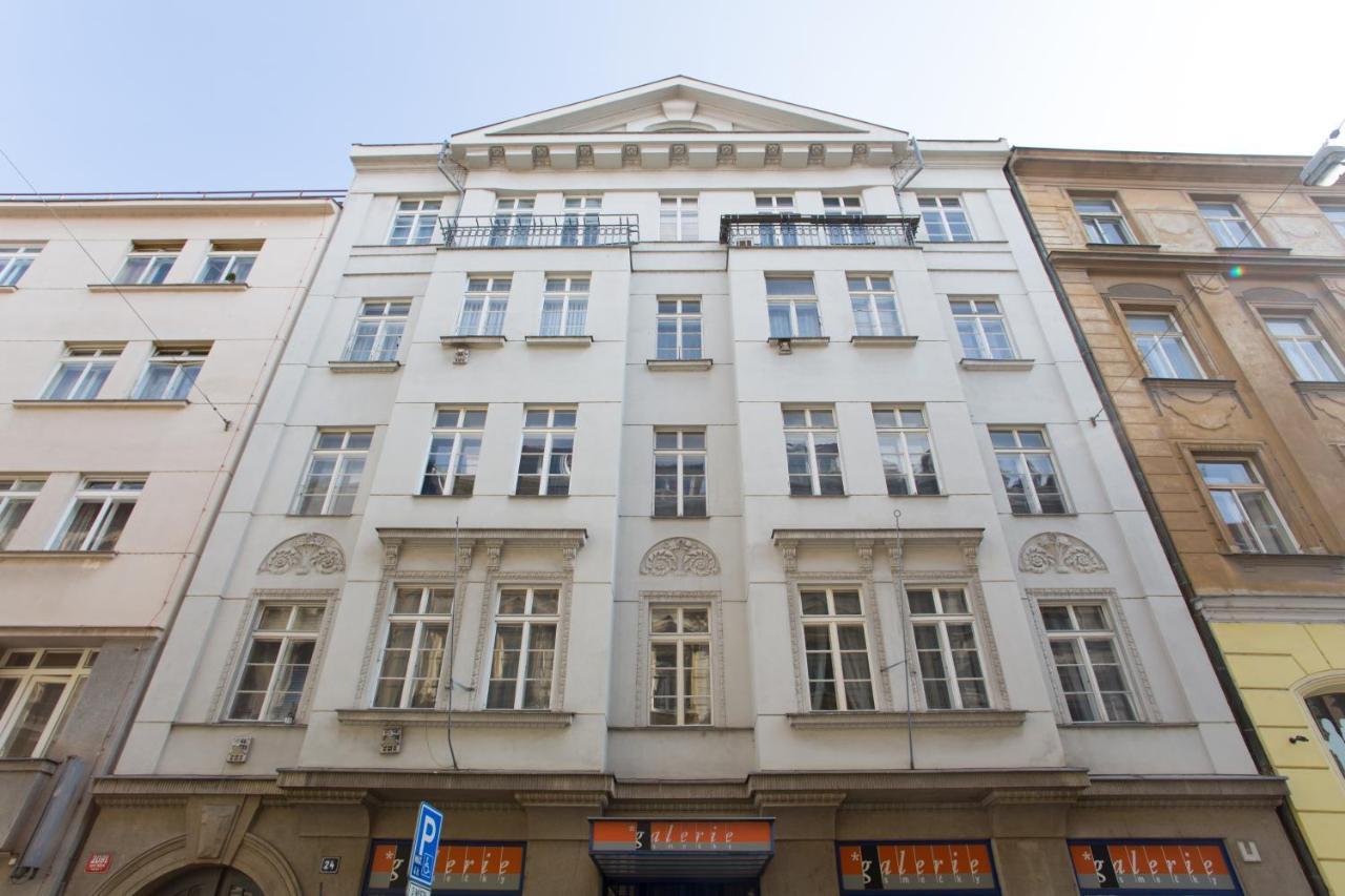 Modern Quiet Apt Next To Wenceslas Square - Vs Prag Exterior foto